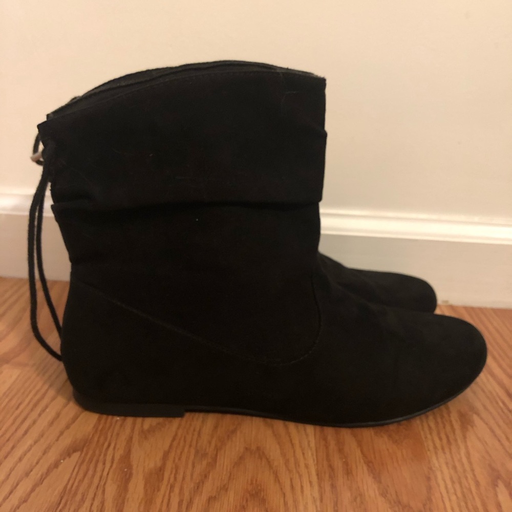 Time and Tru pull on slouch boots